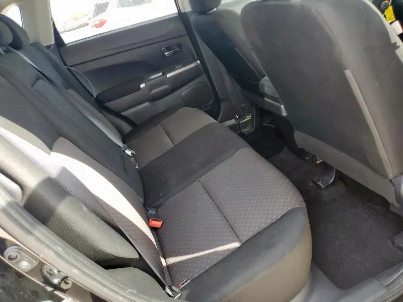 2019 MITSUBISHI OUTLANDER SPORT ES  
