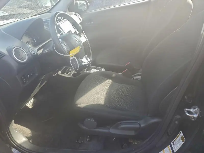 2024 MITSUBISHI MIRAGE G4 SE  