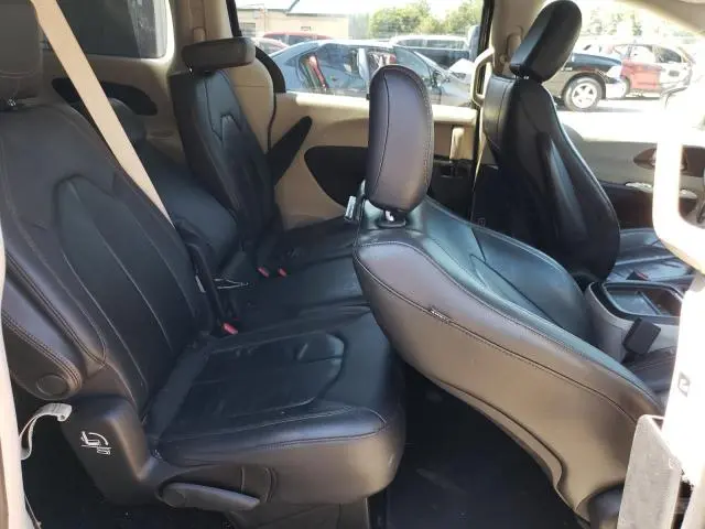 2017 CHRYSLER PACIFICA TOURING L  