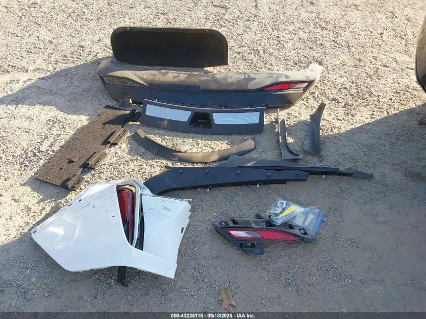 2024 CADILLAC LYRIQ LUXURY W/1SC