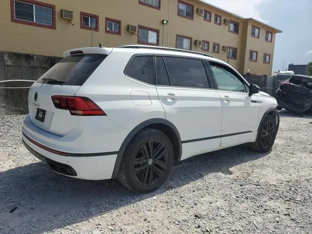 2022 VOLKSWAGEN TIGUAN SE R-LINE BLACK  