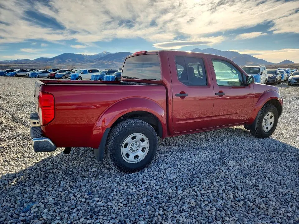 2012 NISSAN FRONTIER S  