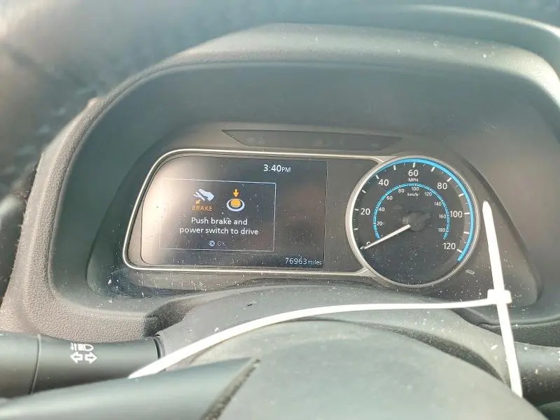 2018 NISSAN LEAF SL  