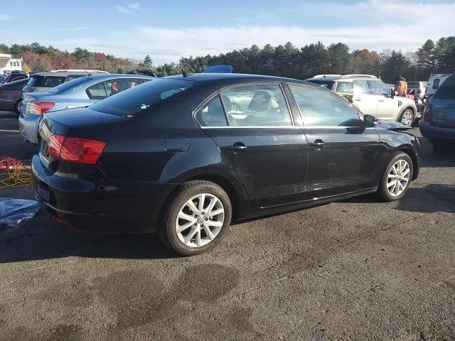 2013 VOLKSWAGEN JETTA SE  