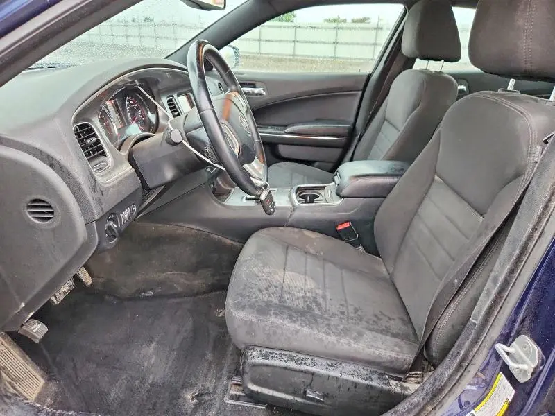 2013 DODGE CHARGER SE  