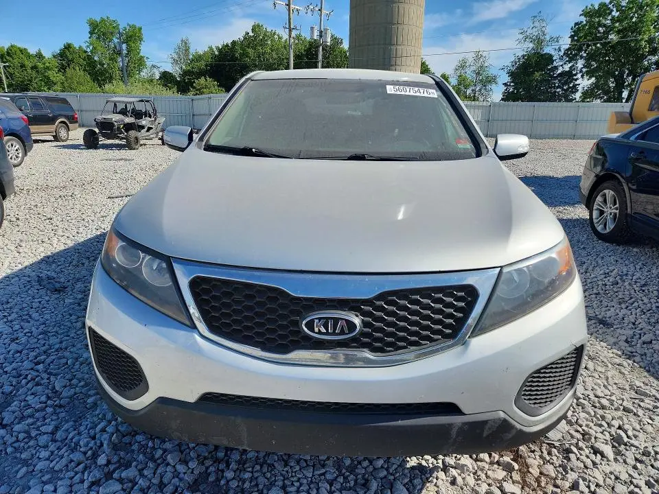 2013 KIA SORENTO LX  