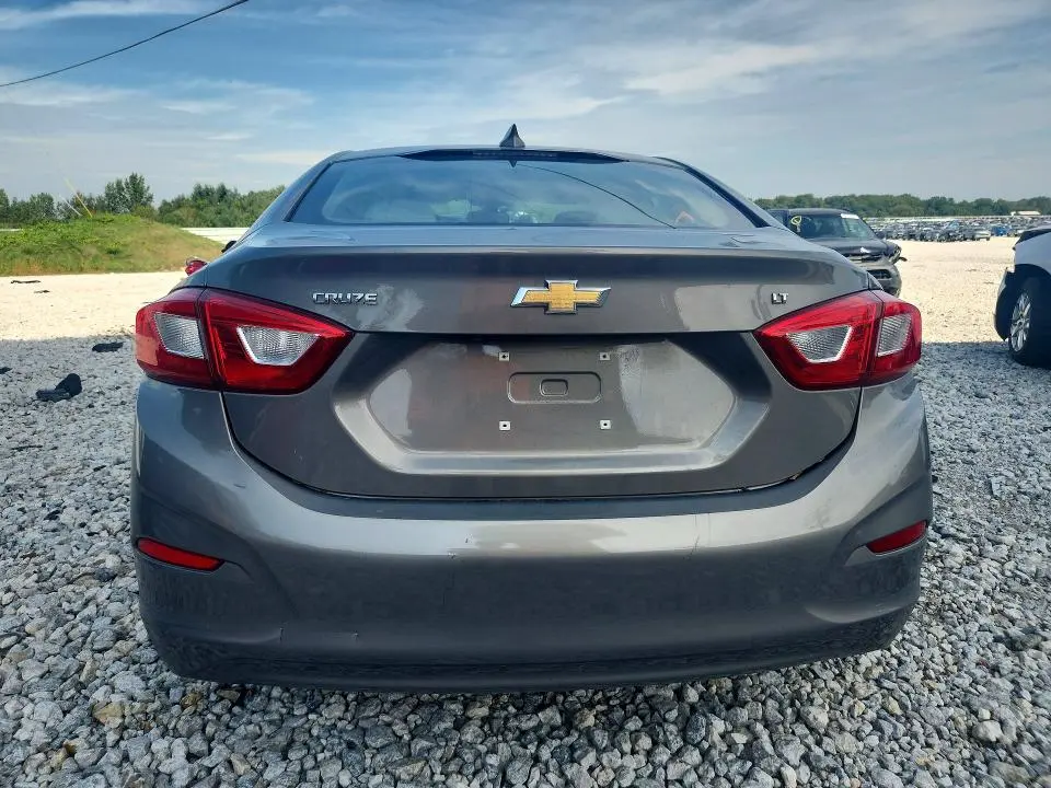 2018 CHEVROLET CRUZE LT  