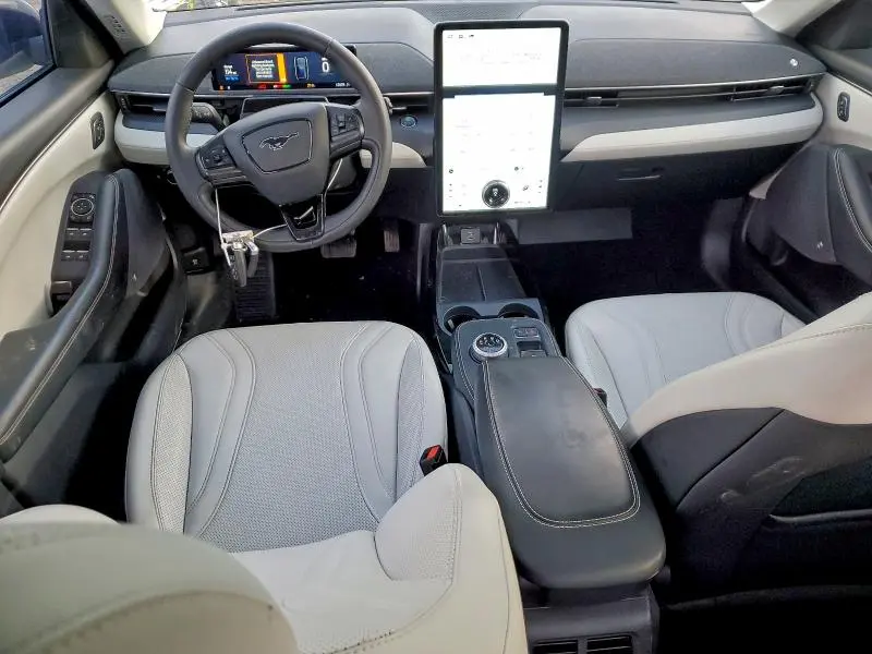 2021 FORD MUSTANG MACH-E PREMIUM  