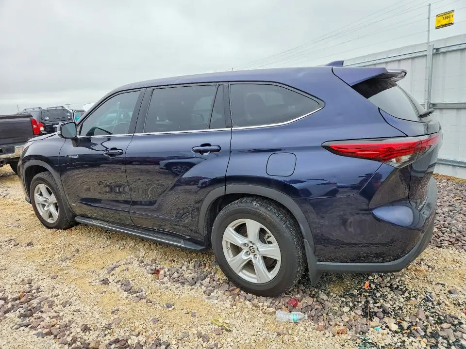 2020 TOYOTA HIGHLANDER HYBRID LE  
