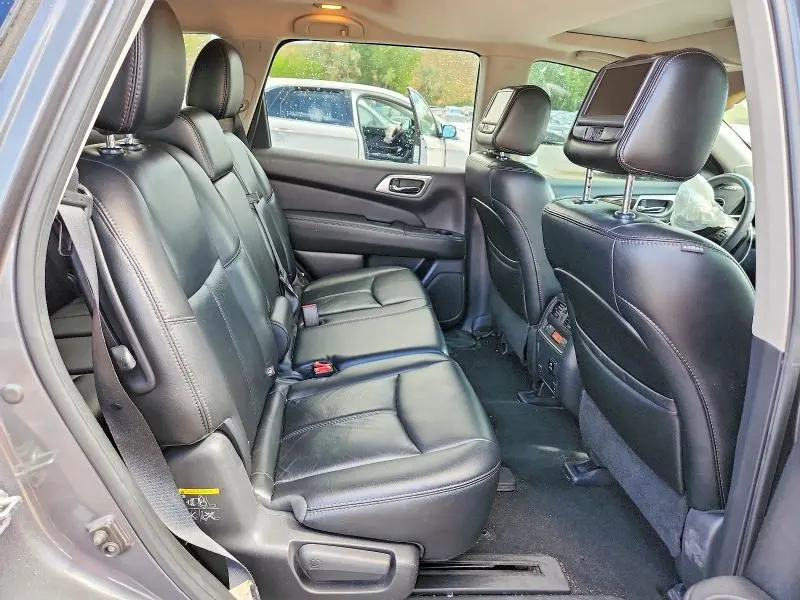 2015 NISSAN PATHFINDER S  