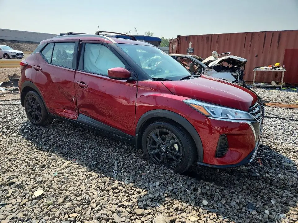 2023 NISSAN KICKS SV  