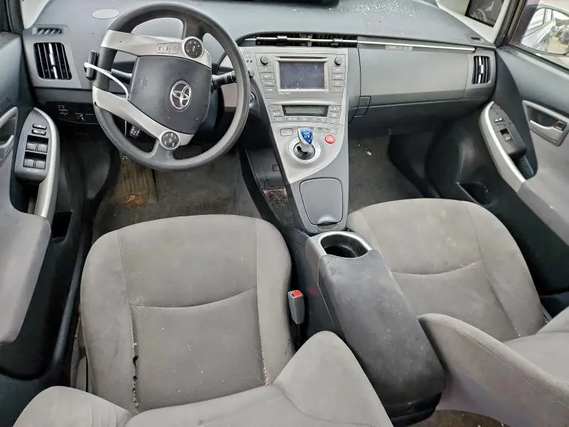 2015 TOYOTA PRIUS   