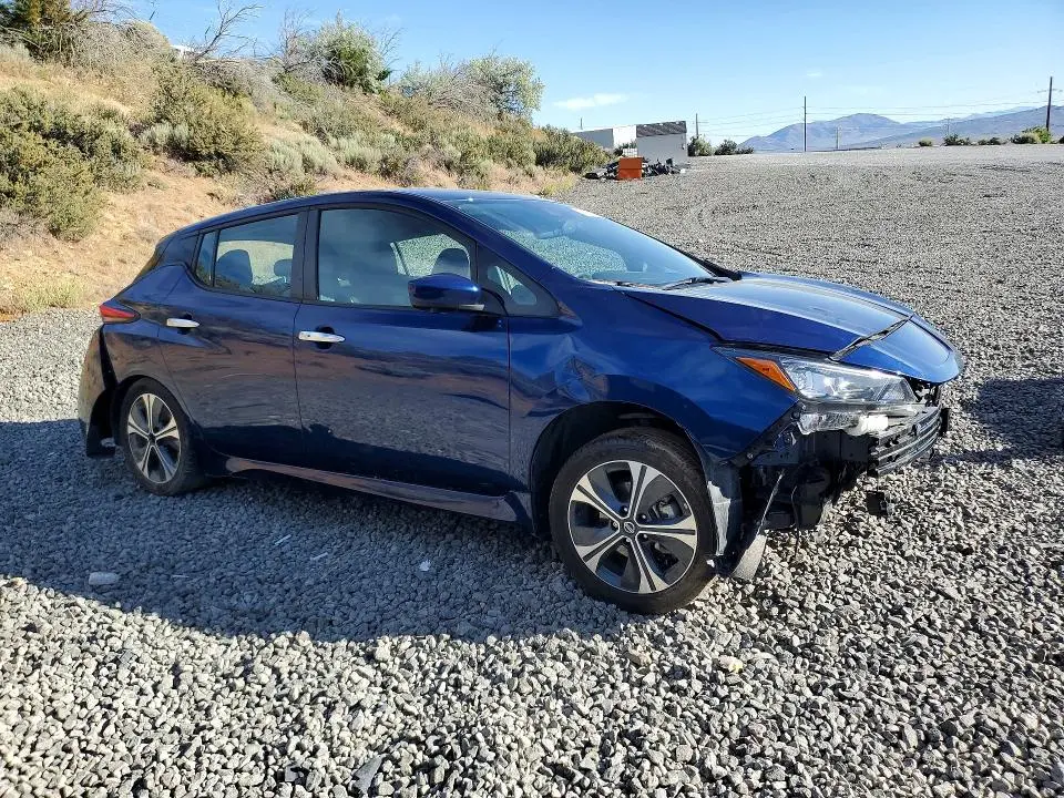 2020 NISSAN LEAF SV PLUS  