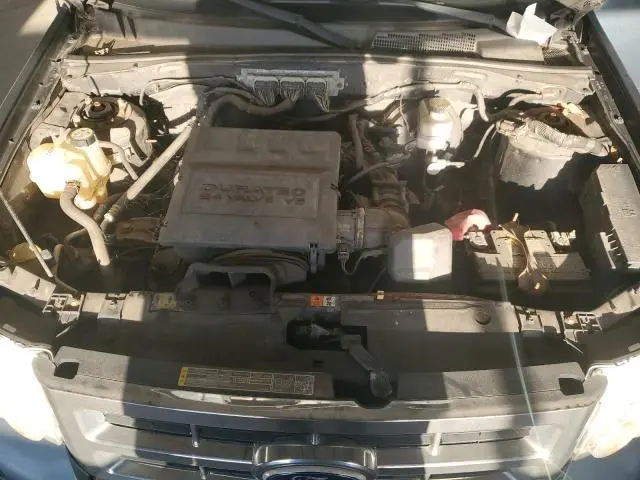 2010 FORD ESCAPE LIMITED  