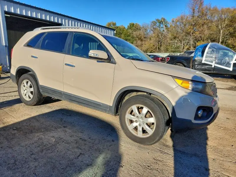 2011 KIA SORENTO BASE  