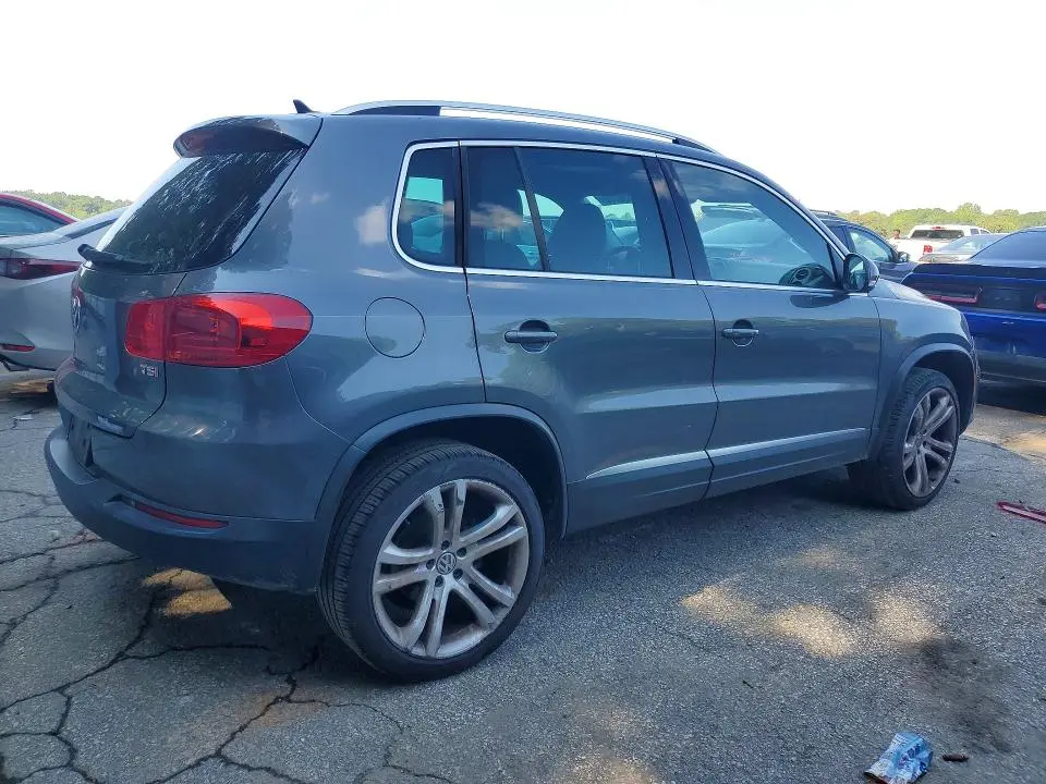 2016 VOLKSWAGEN TIGUAN S  