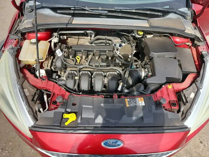 2015 FORD FOCUS SE  