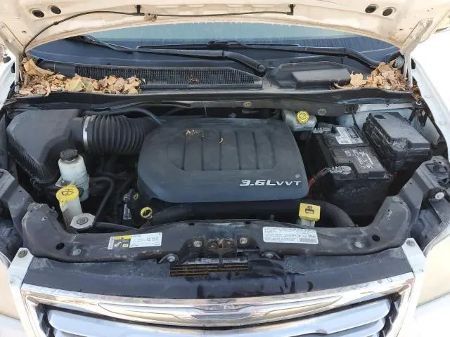 2013 CHRYSLER TOWN & COUNTRY TOURING L  