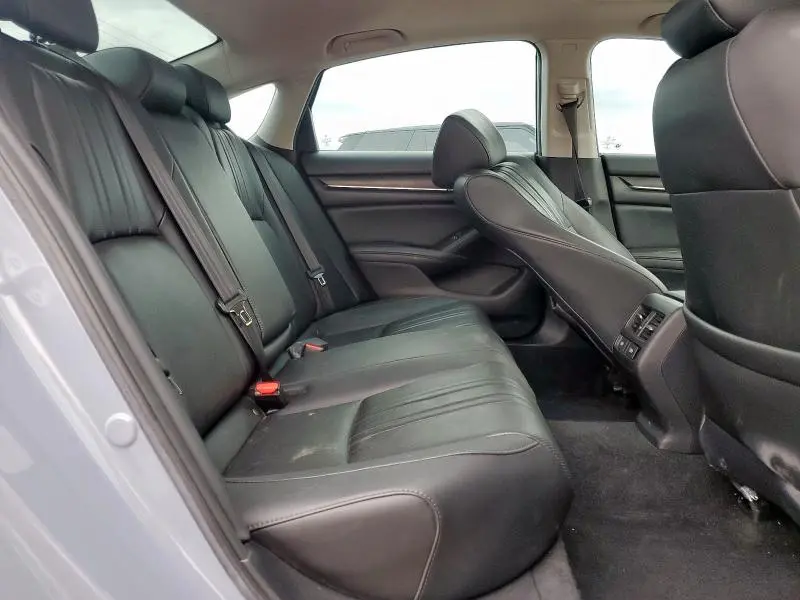 2022 HONDA ACCORD TOURING HYBRID  
