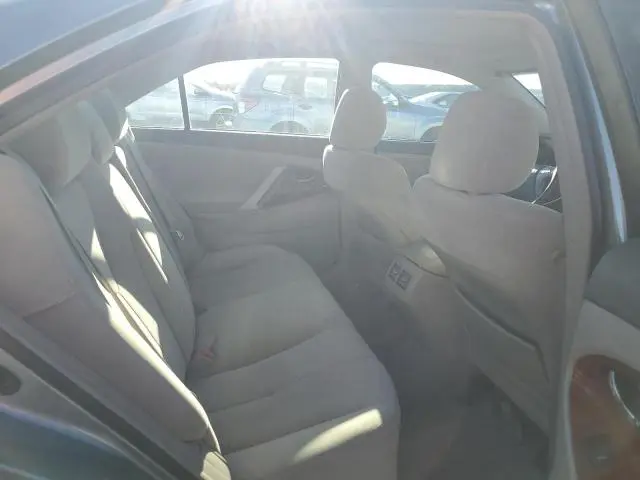 2010 TOYOTA CAMRY BASE  