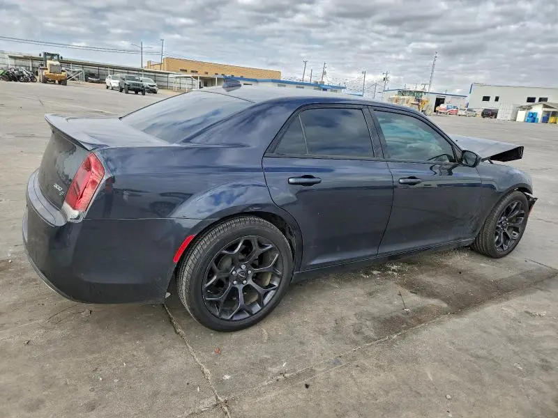 2019 CHRYSLER 300 S  
