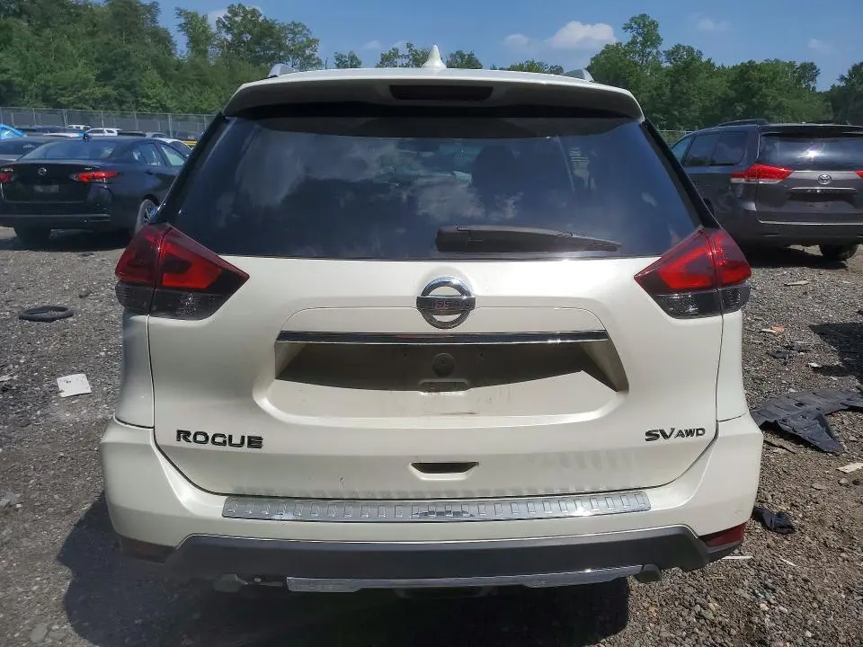 2018 NISSAN ROGUE SV  