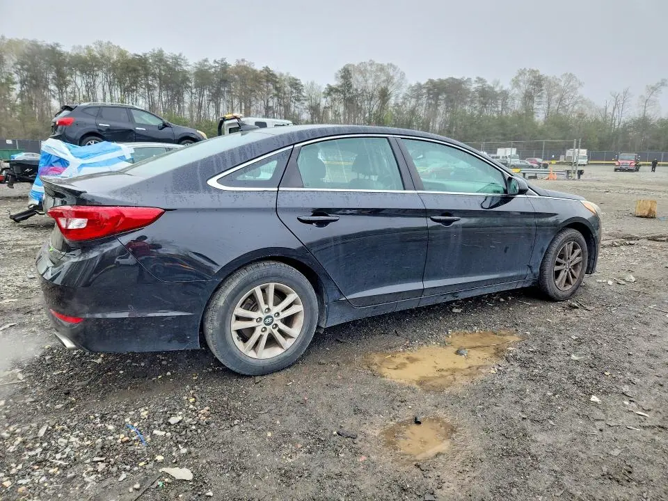 2017 HYUNDAI SONATA SE  