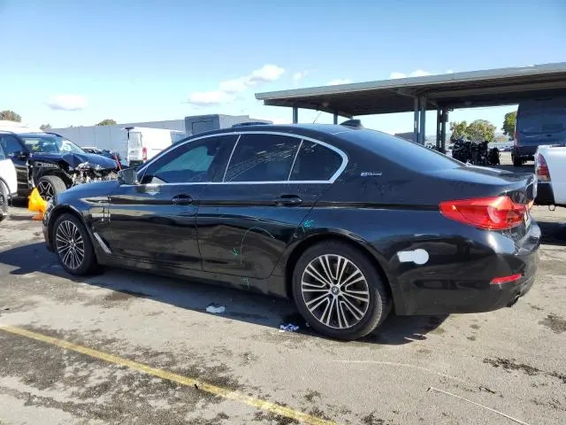 2019 BMW 530E   