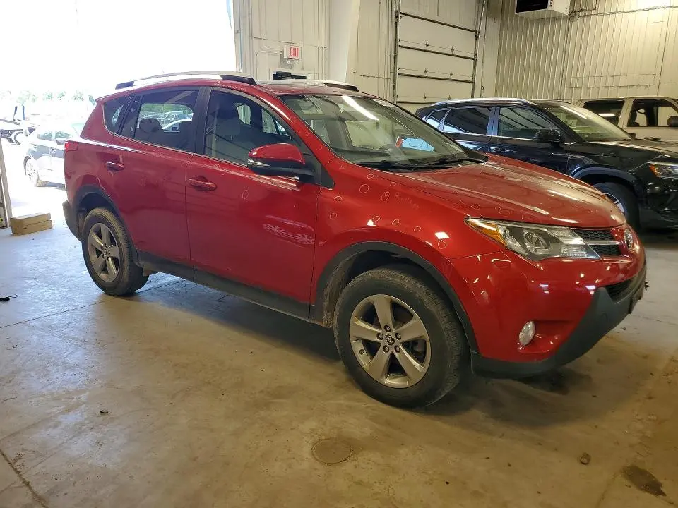 2015 TOYOTA RAV4 XLE  
