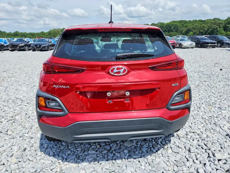 2021 HYUNDAI KONA SE  