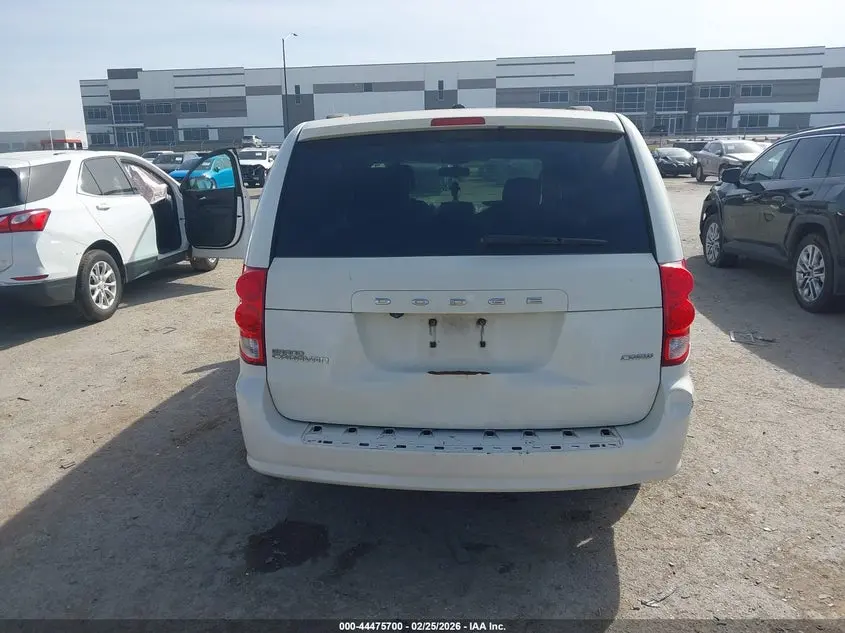 2011 DODGE GRAND CARAVAN CREW