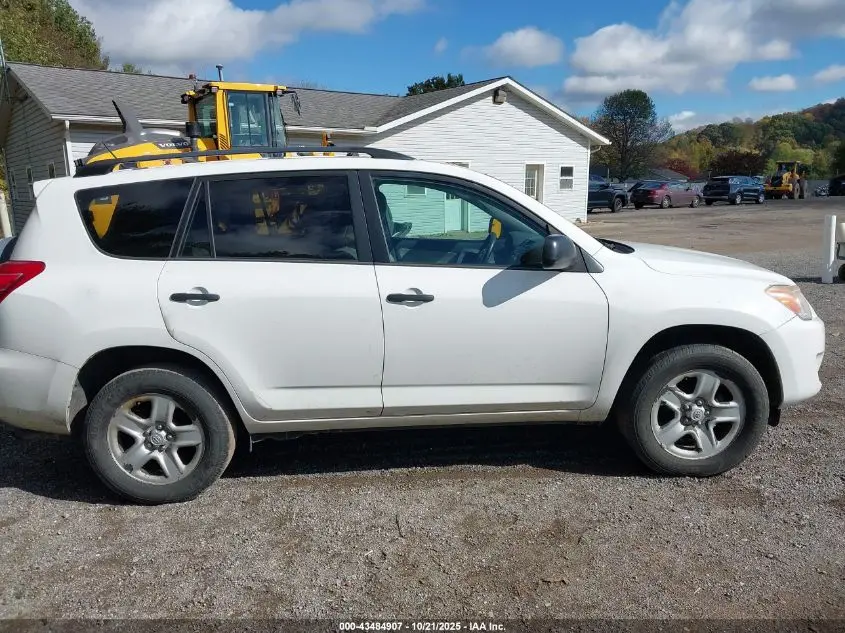 2012 TOYOTA RAV4  