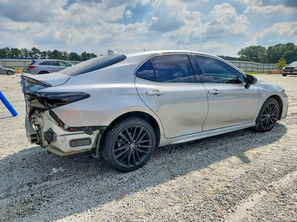 2024 TOYOTA CAMRY XSE  
