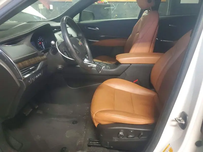 2022 CADILLAC XT4 PREMIUM LUXURY  