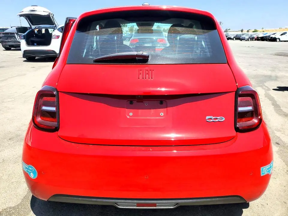 2024 FIAT 500 E RED  