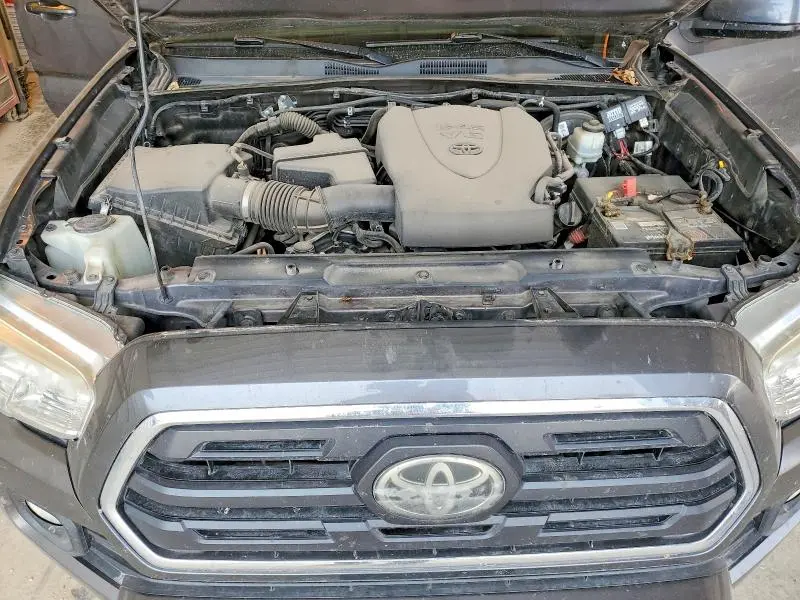 2019 TOYOTA TACOMA SR5 V6  