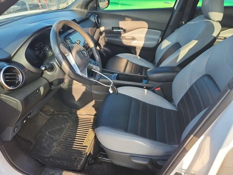 2021 NISSAN KICKS SR  