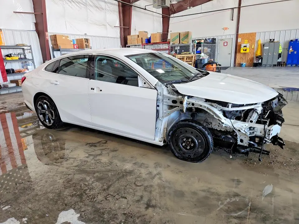 2024 CHEVROLET MALIBU LT  