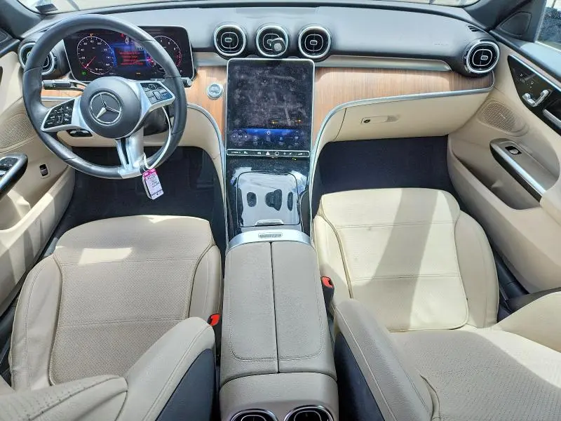 2024 MERCEDES-BENZ C 300  