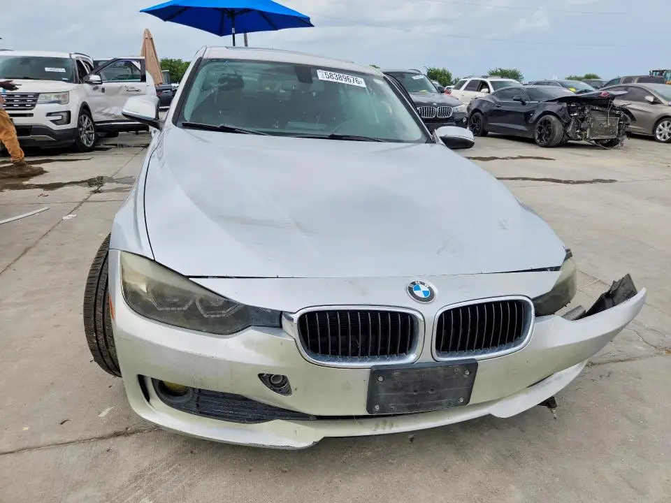 2013 BMW 320 I  
