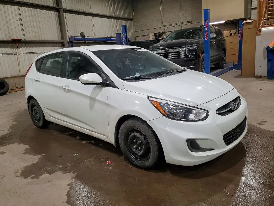 2015 HYUNDAI ACCENT GS  