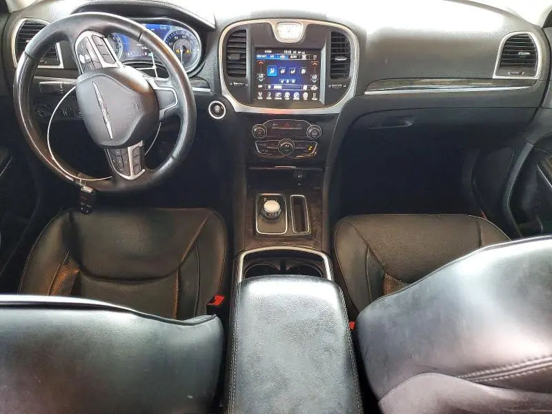 2016 CHRYSLER 300C   