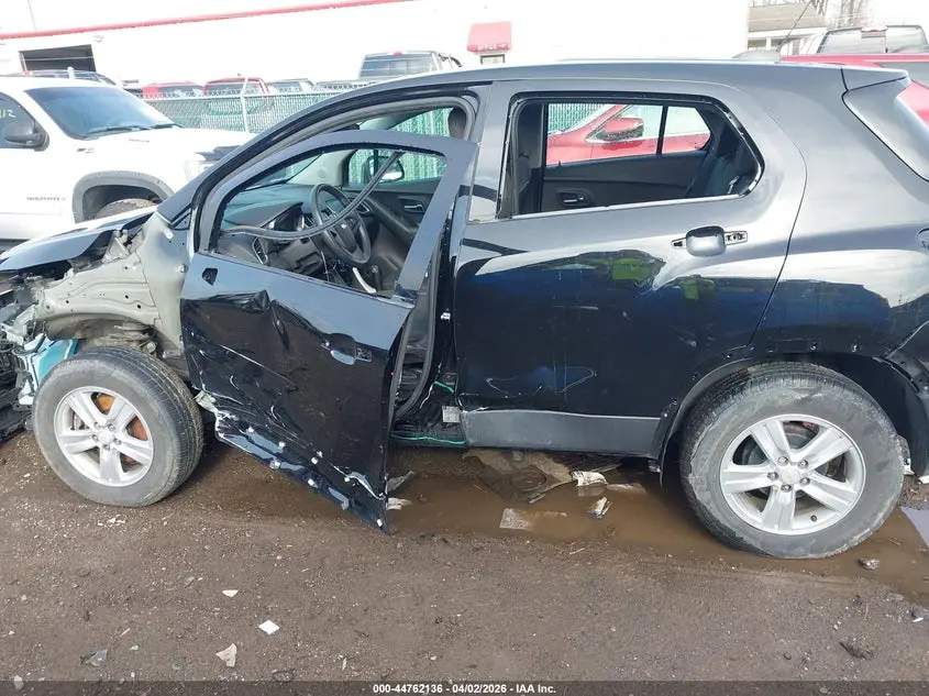2021 CHEVROLET TRAX FWD LS