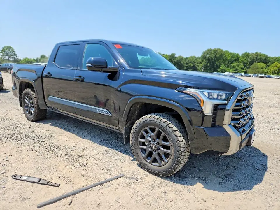 2025 TOYOTA TUNDRA PLATINUM  