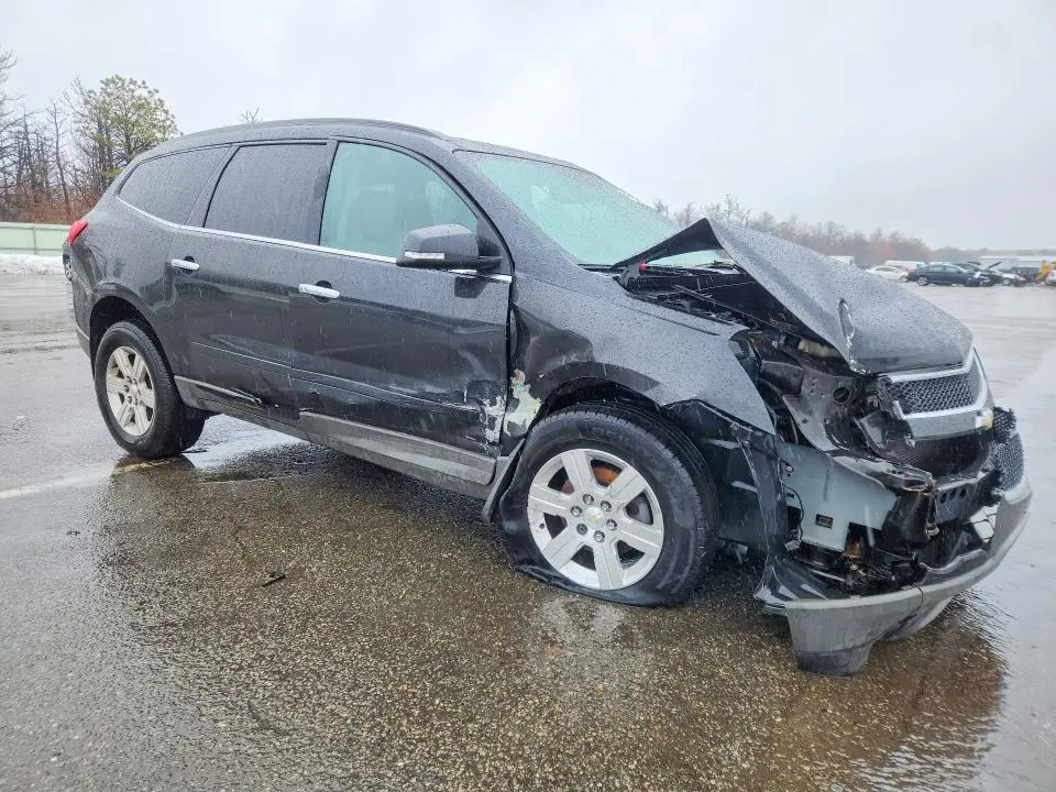 2012 CHEVROLET TRAVERSE LT  