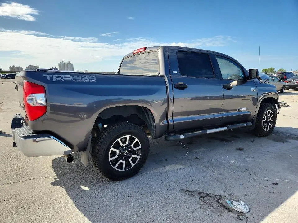2016 TOYOTA TUNDRA SR5  