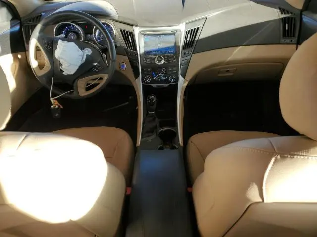 2013 HYUNDAI SONATA SE  