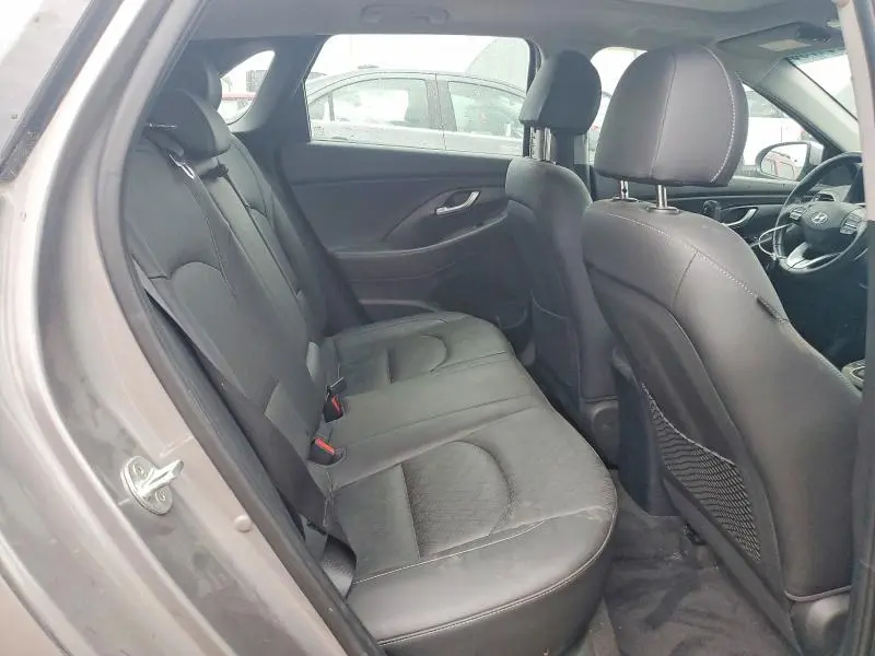 2020 HYUNDAI ELANTRA GT BASE  