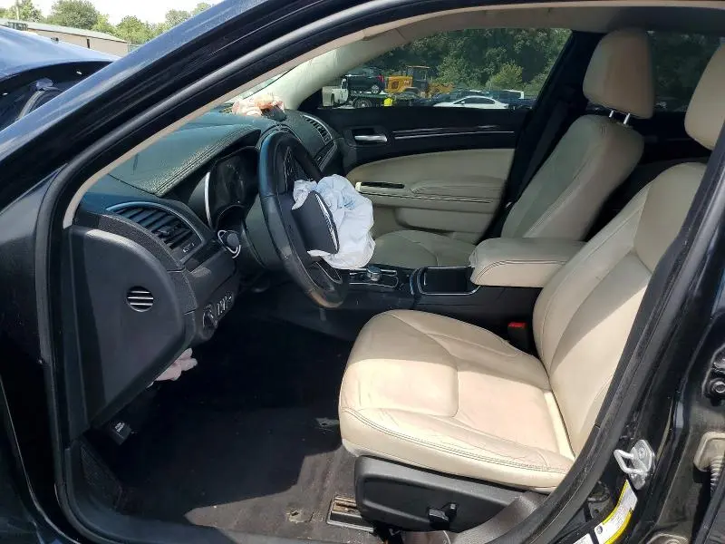 2015 CHRYSLER 300 LIMITED  