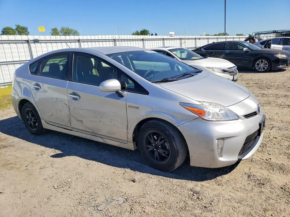2015 TOYOTA PRIUS TWO  